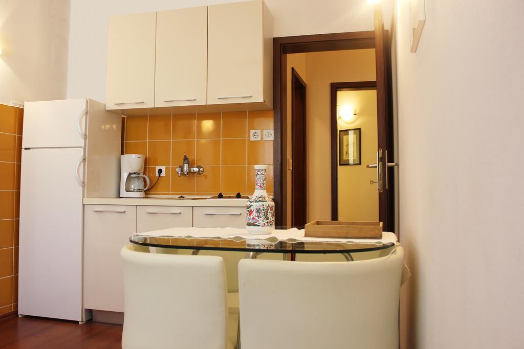 Apartment Jadrana