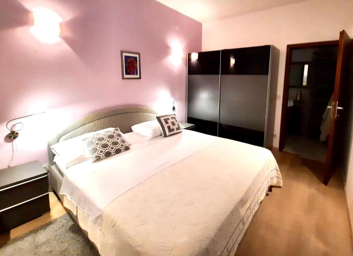 Jadrana Apartment *